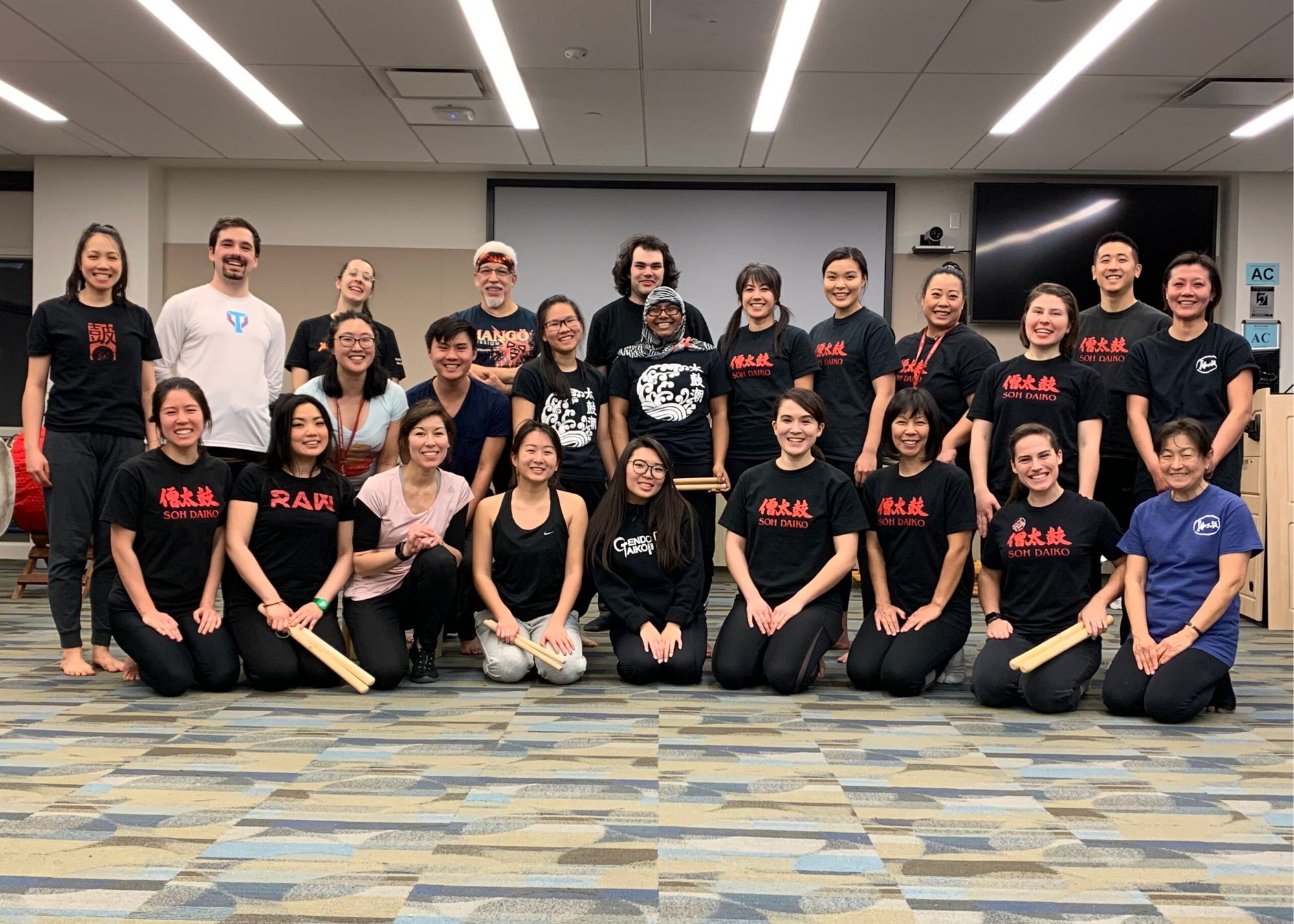 Soh Daiko with participants from our Miyake workshop